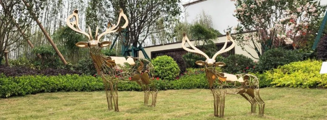 現代流行不(bú)鏽(xiù)鋼裝飾?美化環境(jìng)中的藝術品,這類(lèi)風格你(nǐ)喜(xǐ)歡嗎? 現代流行不鏽鋼裝(zhuāng)飾?美化環境中(zhōng)的(de)藝術品,這類風格你喜歡嗎?